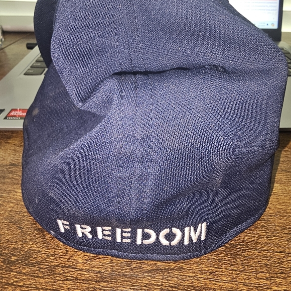 Under Armour - UA Men's "Freedom" Blitzing Cap, USA Flag, Blue L/XL - Picture 4 of 4